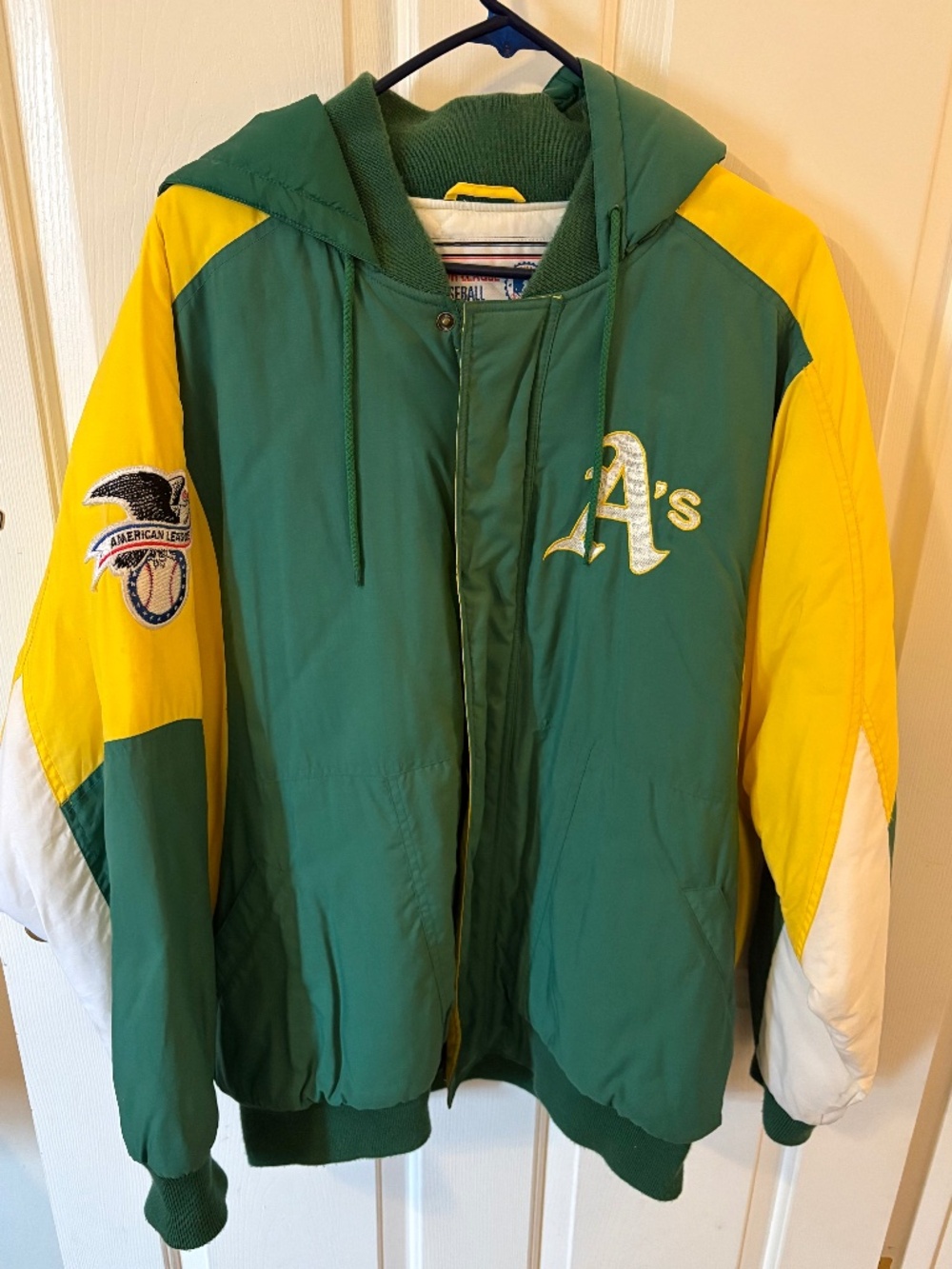 Authentic 1990s Apex One "Pro Line" heavy insulated puffer coat